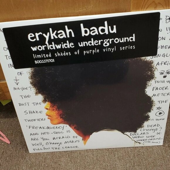 Erykah Badu Worldwide Underground LP ~ Ltd Ed Colored Vinyl ~ New/Sealed! - Picture 2 of 2